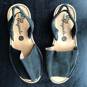 SOLD! MTNG “Tabar” Sandal